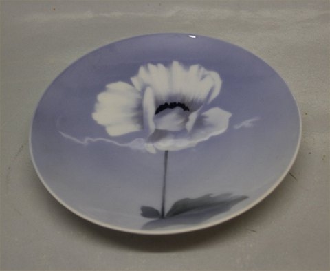 Kongelig Dansk Art Nouveau platte med hvid blomst 17,5 cm 