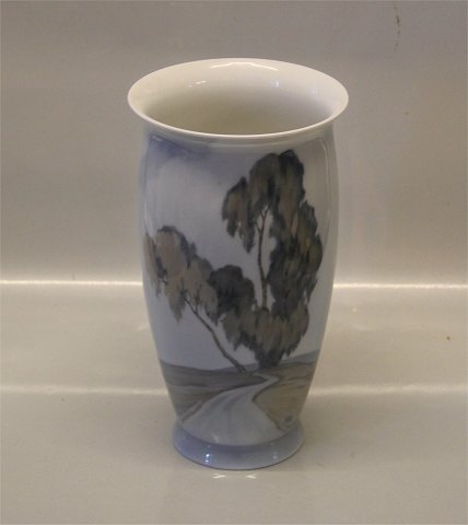 Bing & Grøndahl B&G 8645-450 Vase med grusvej i landskab 25 cm Signeret MH