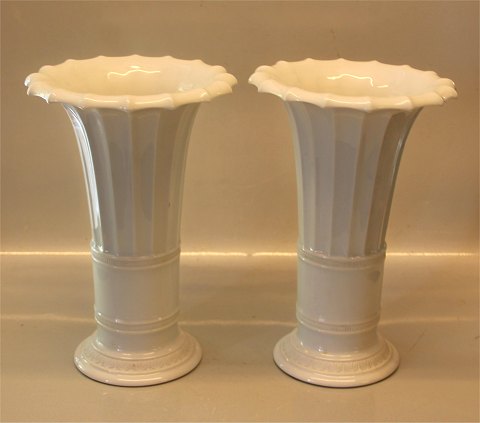 Kongelig Dansk RC Hvidglaseret Hetsch Vase 26.5 cm