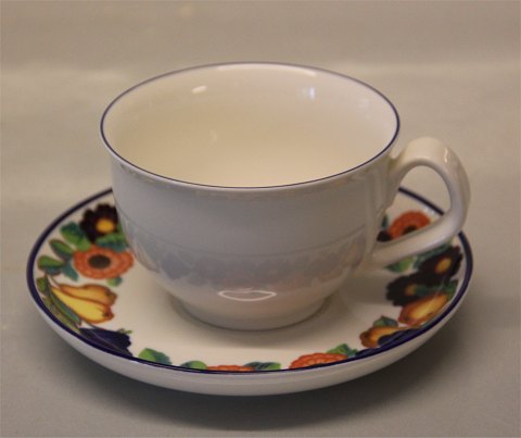 071 Cup 18 cl. & saucer (073)  with filet (1739071) Golden Summer Royal 
Copenhagen Faience 
