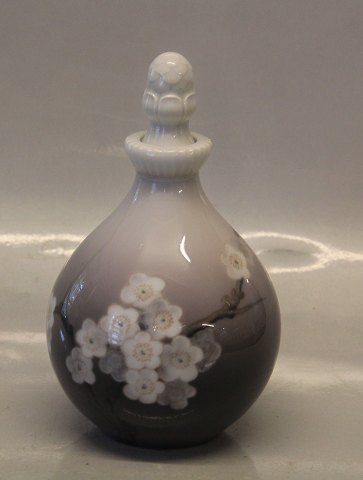 Bing & Grøndahl B&G 1080 Ar nouveau Vase med prop, frugtblomster på gren 18 cm 1915-1947  