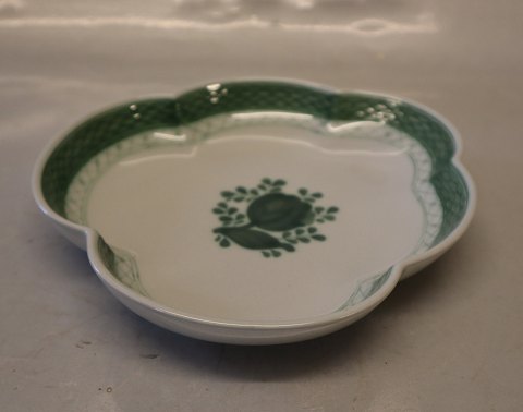 0924-12 Leaf shaped tray 20 cm 
 Aluminia Faience Green Tranquebar
