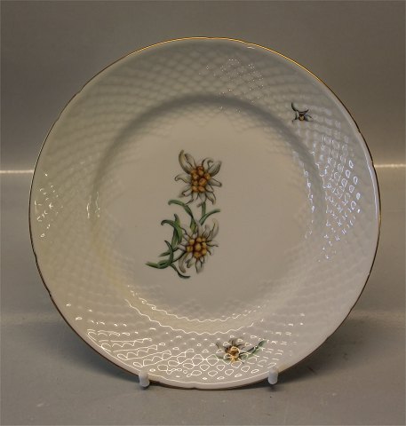 026 Luncheon Plate 21.5 cm (326) Mimer B&G Cream porcelain Edelweiss flower, 
gold rim, form 356
