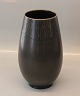 Aluminia kunstfajance Aluminia Solbjerg 1696 Vase, brun 17.5 cm, Nils Thorsson 
1935
